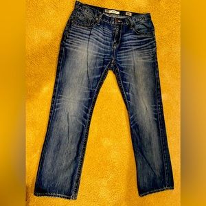 Buckle BKE Derek jeans. 34 long.